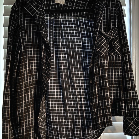 Black & White Striped Button Down - Picture 4 of 4